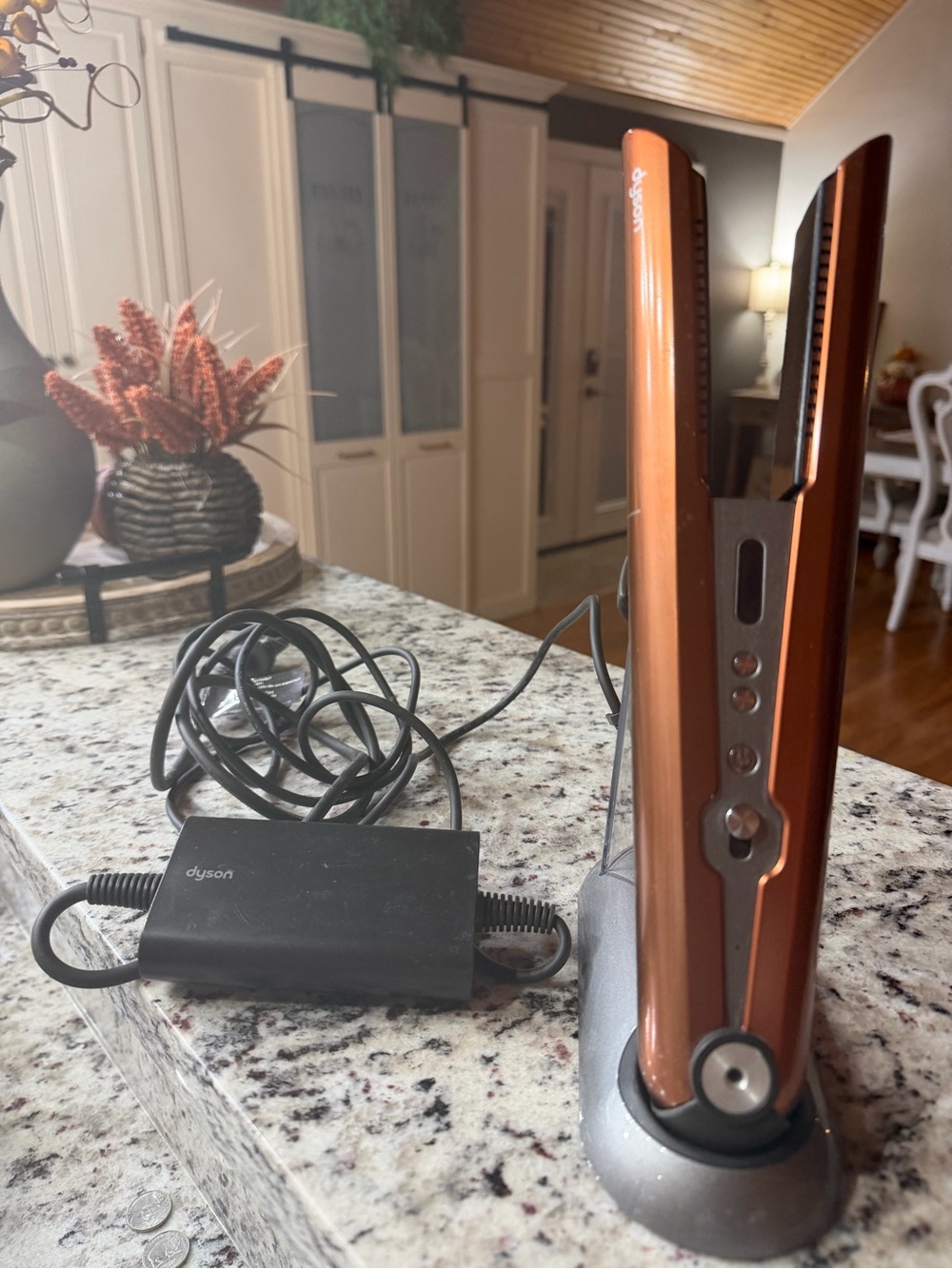 Dyson hair straightener (cordless)